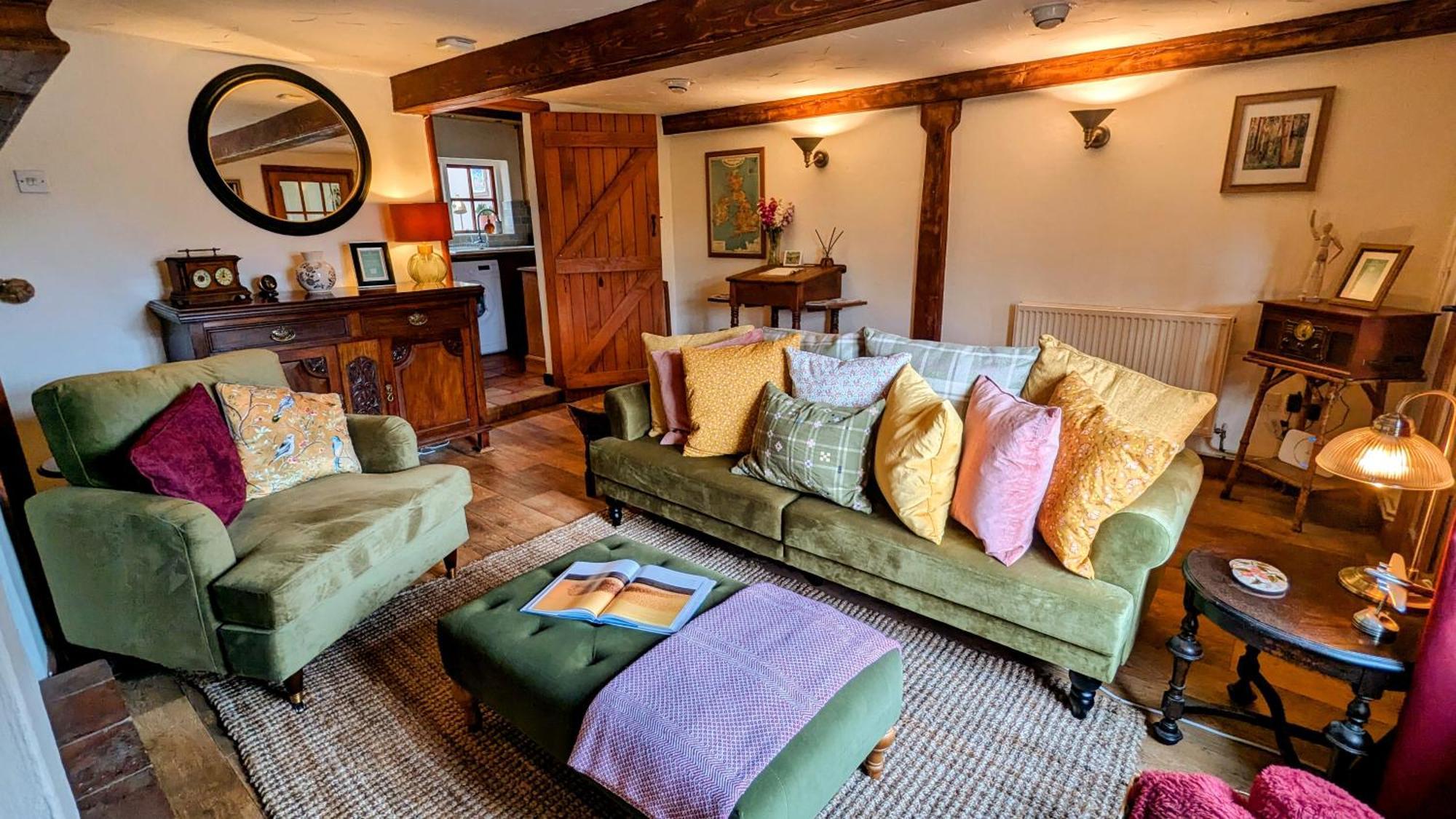 Parsons - A Rural Retreat South Norfolk * Bramerton
